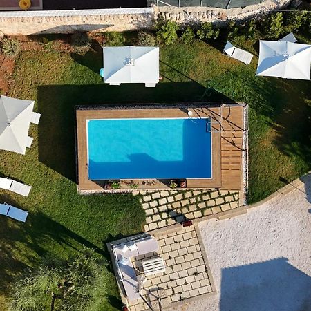 Trulli Donna Isabella 2 Bed & Breakfast Locorotondo Dış mekan fotoğraf