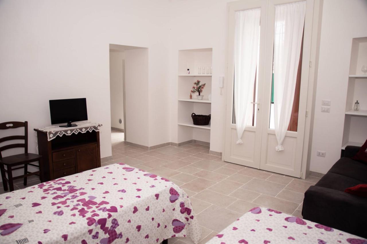 Trulli Donna Isabella 2 Bed & Breakfast Locorotondo Dış mekan fotoğraf