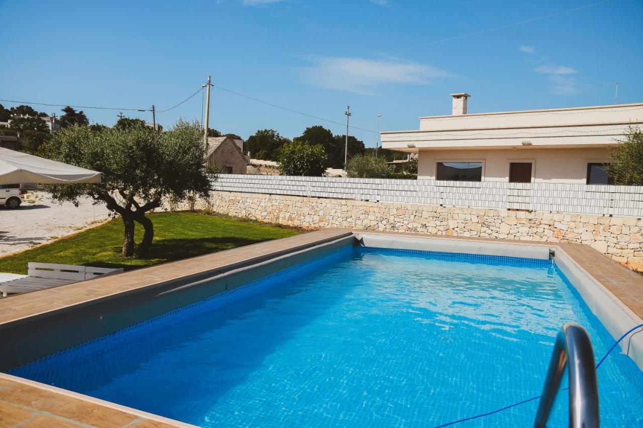 Trulli Donna Isabella 2 Bed & Breakfast Locorotondo Dış mekan fotoğraf