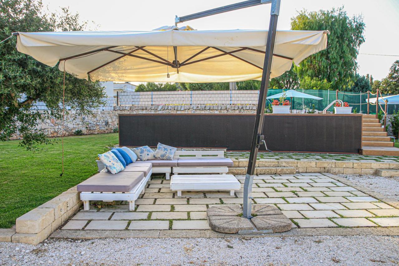 Trulli Donna Isabella 2 Bed & Breakfast Locorotondo Dış mekan fotoğraf
